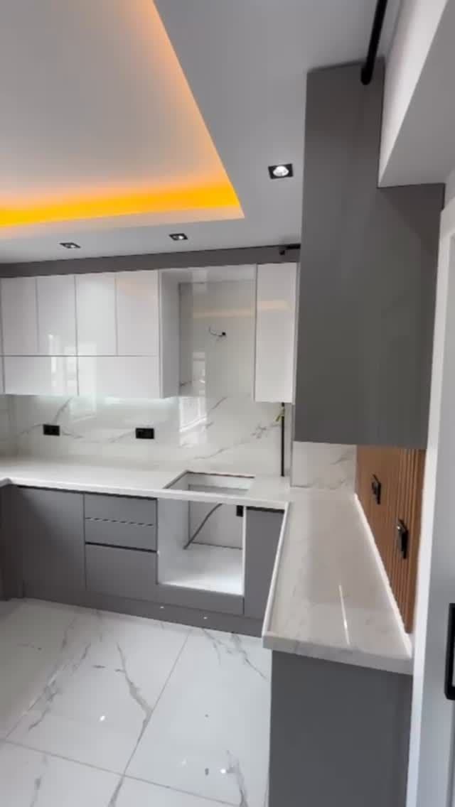 High Gloss Mutfak proje görseli 1